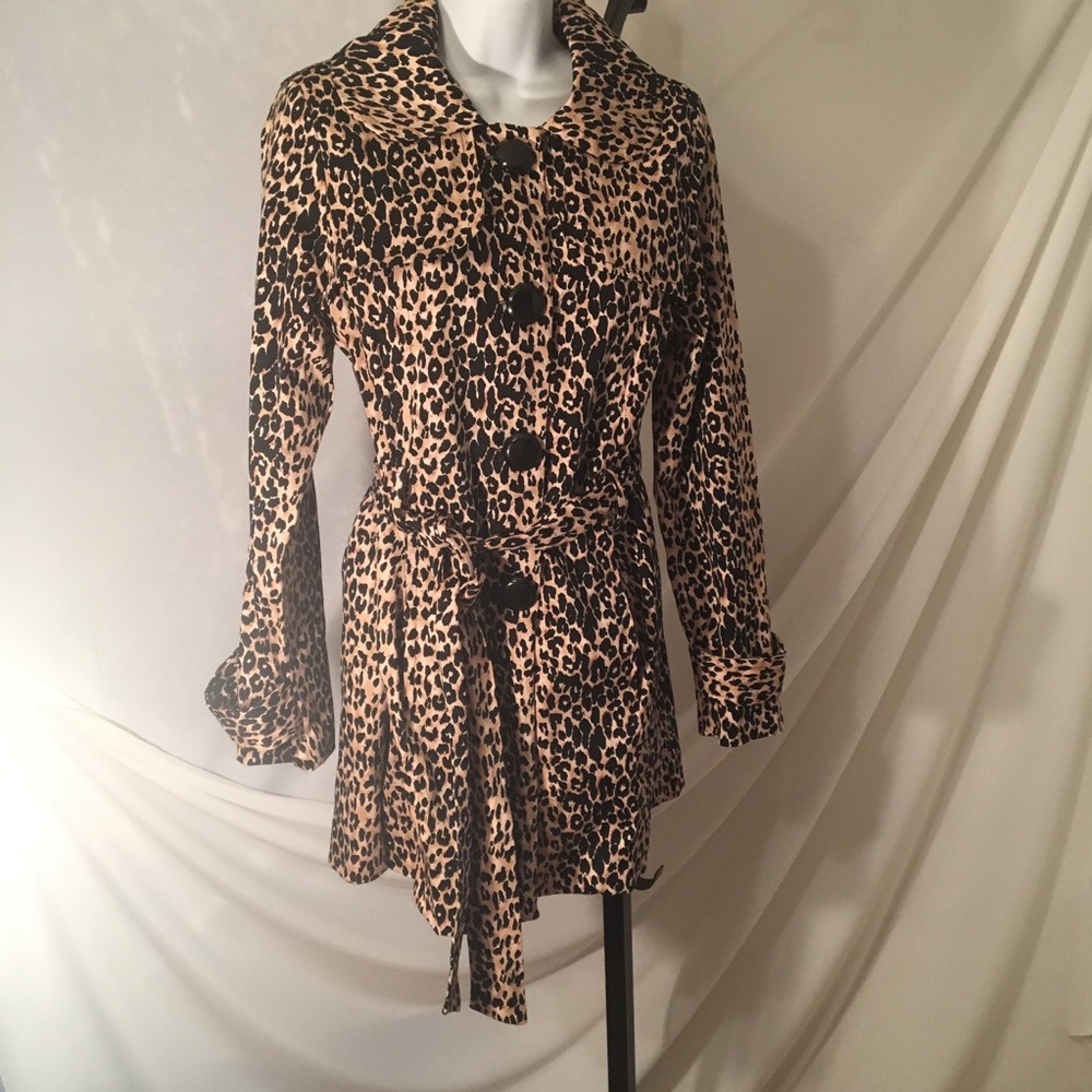 Luii Leopard Printed Button Belt & Pocket Jacket - image 1